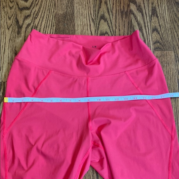 Coral-pink Soma WKND 360 7/8 leggings with hidden pocket, like new. Size L - Picture 12 of 13
